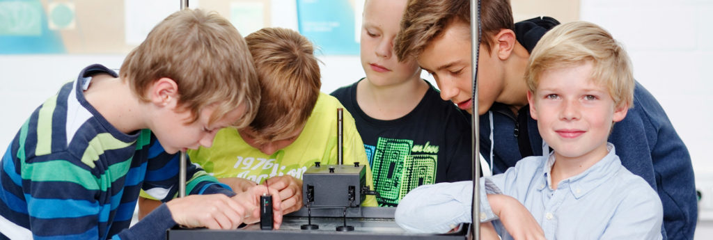 Osterferiencampus 2025: Die Welt der smarten Technik!