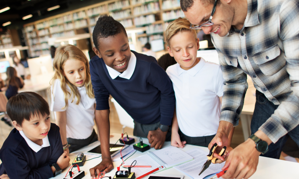 Future Designers: Produktgestaltung – Von der Idee bis zum fertigen Produkt