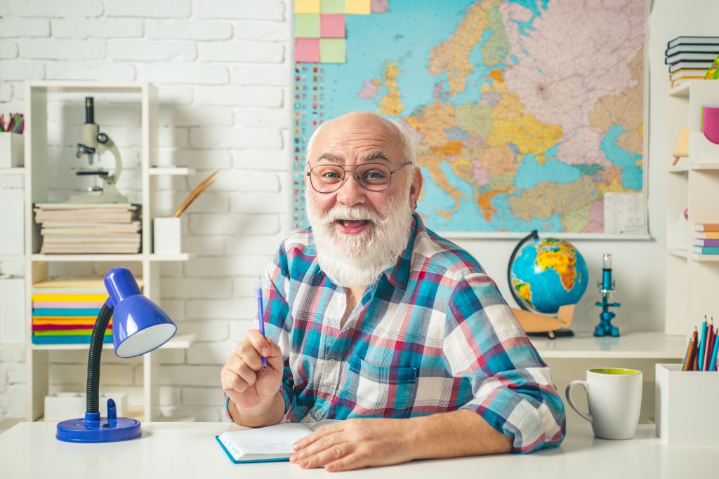 Technik für Großeltern 2026 –  Thema: „Clever gebaut: Wie einfache Konstruktionen Lasten tragen“